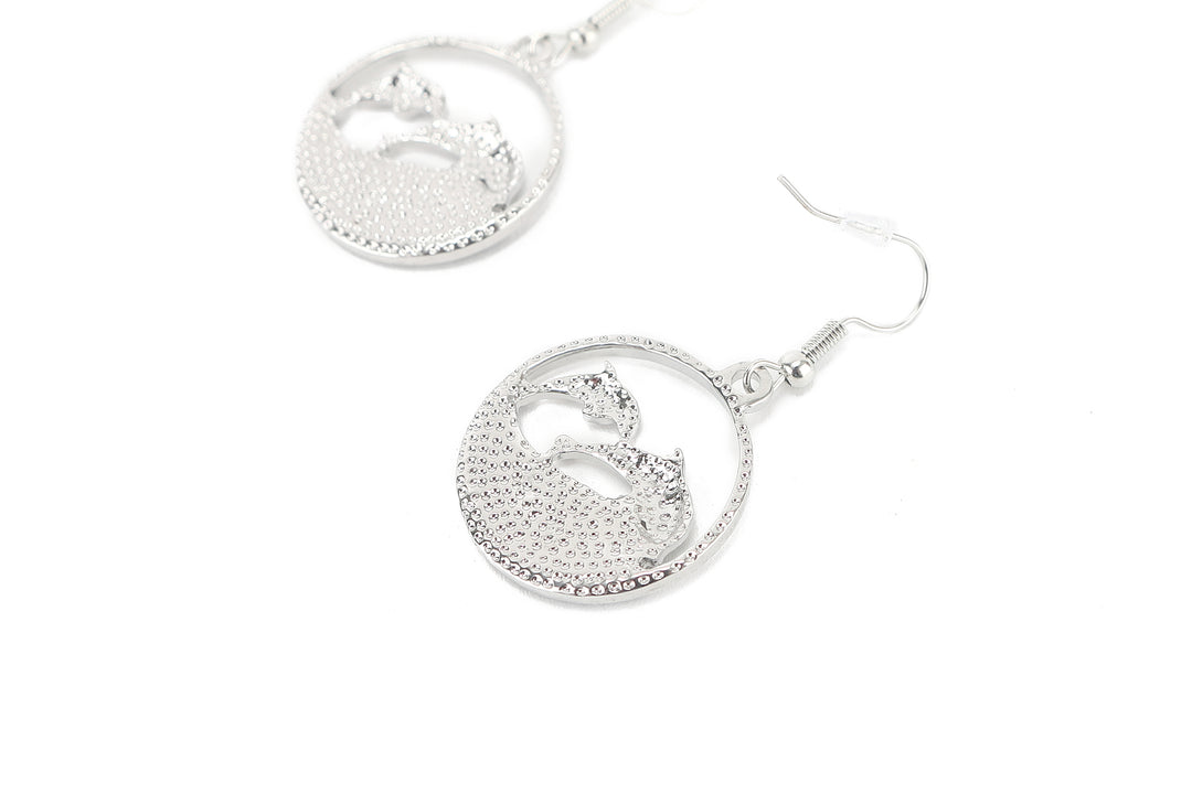 Jewelry Makamae Earring Dolphin Silver